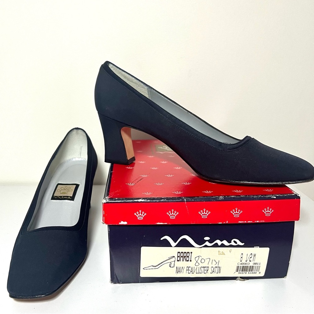 Nina Women's Navy Satin Heels Size 8 1/2 M